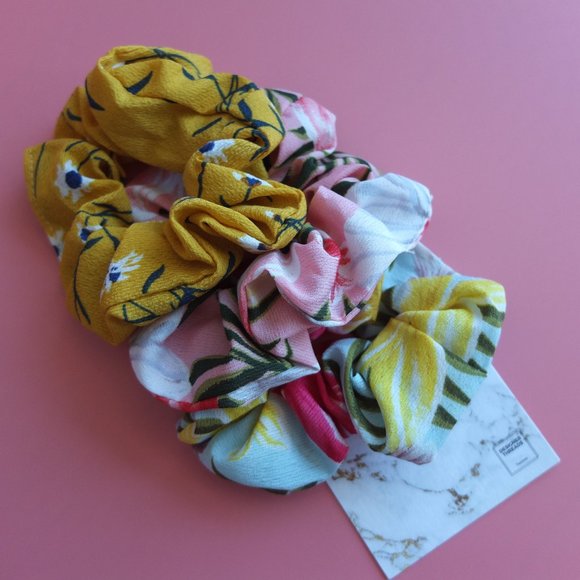 Accessories - Floral Scrunchie - On Copacabana